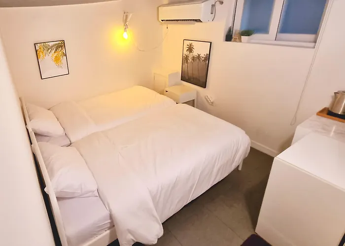 Queen House Hongdae 招待所 首爾