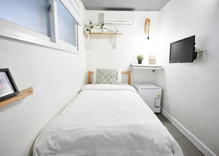 Queen House Hongdae 2* 首爾