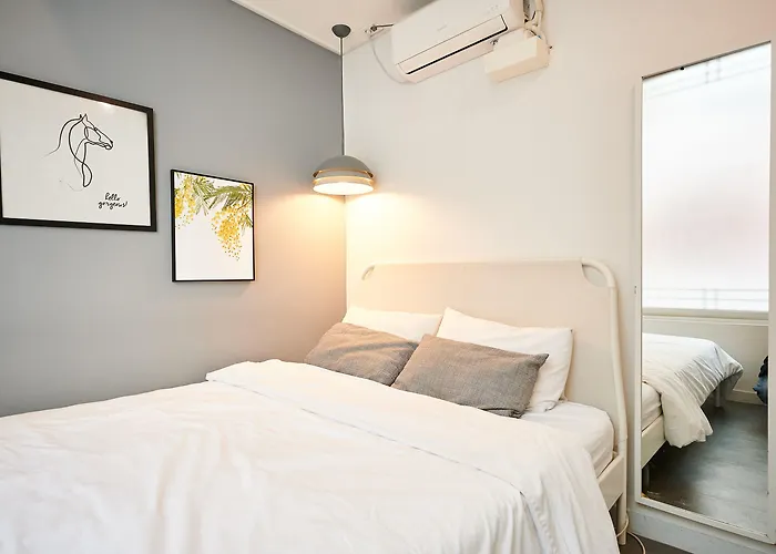 Queen House Hongdae 2* 首爾