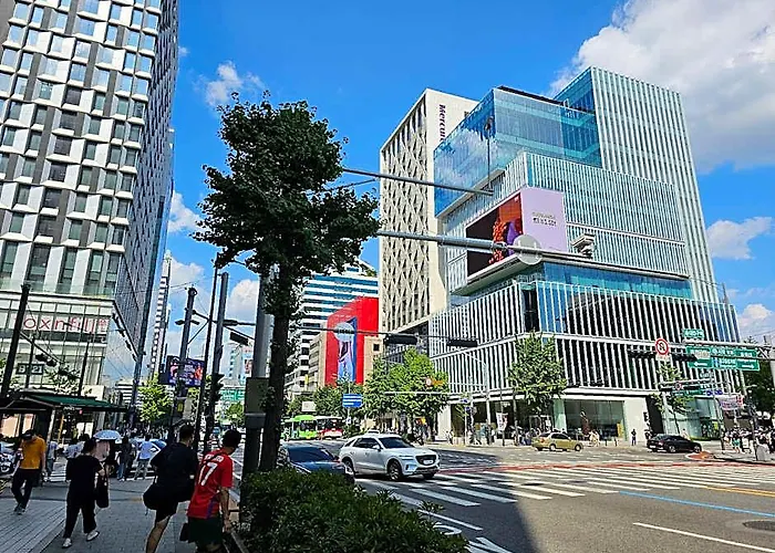 招待所 Queen House Hongdae 首爾